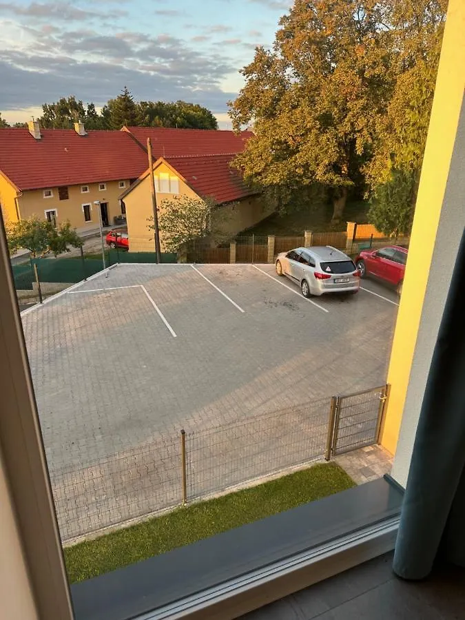Byt Apartman 74M2 Vyhled Klid Priroda Praha Apartmán